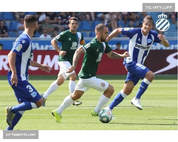 阿拉维斯主帅赛前确认，将延续五后卫防守体系